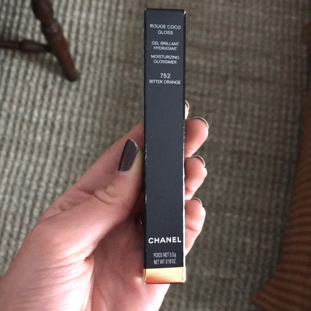 Chanel lip gloss
